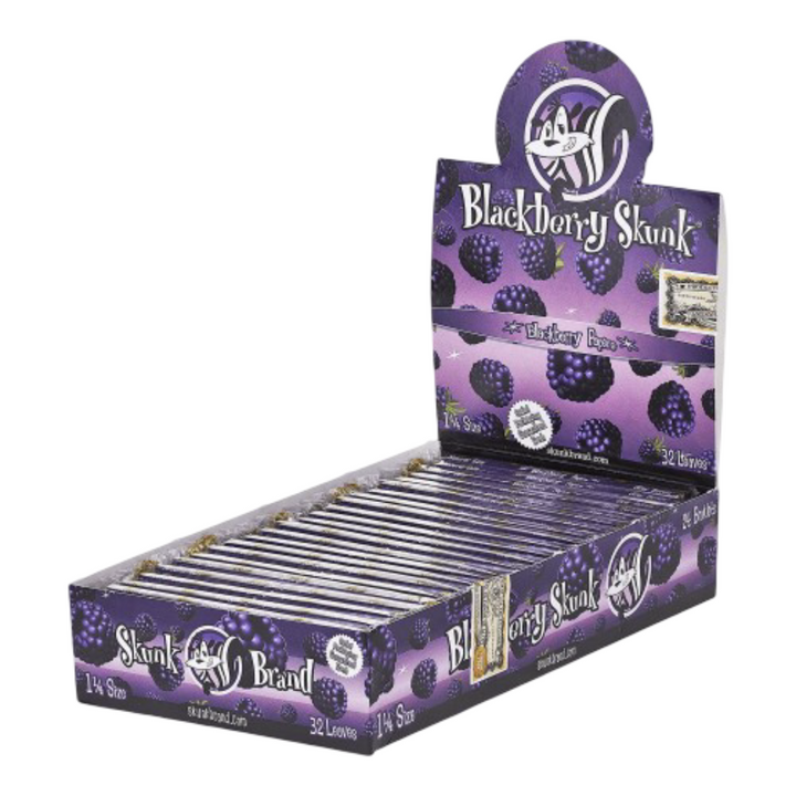 🖤 Papeles Skunk Blackberry 1¼ – Sabor dulce y toque silvestre