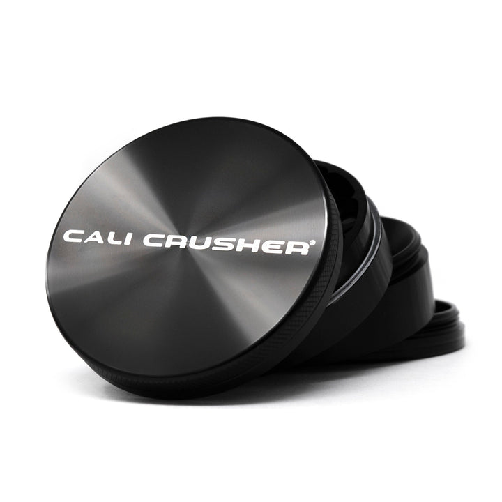 Cali Crusher O.G. 2.5 negro vista superior tapa texturizada magnetica