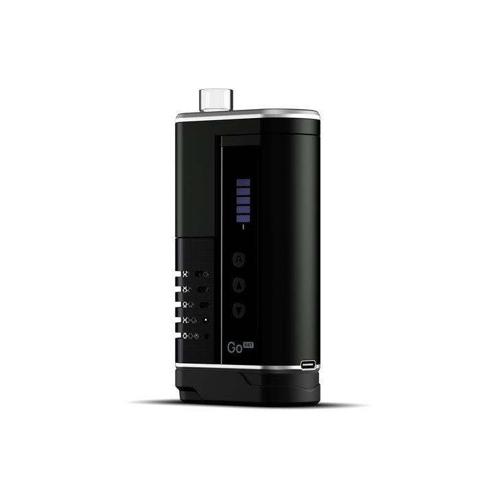 Arizer Go SRT negro en vista tres cuartos, con boquilla corta, pantalla a color y puerto USB-C visible