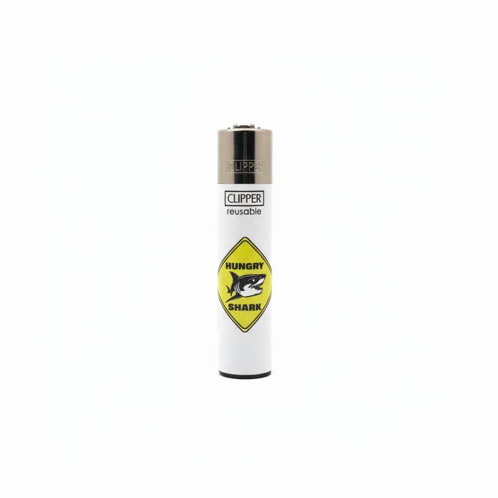 Encendedor Clipper Forbidden Signals Hungry Shark, diseño de tiburón con señal amarilla.