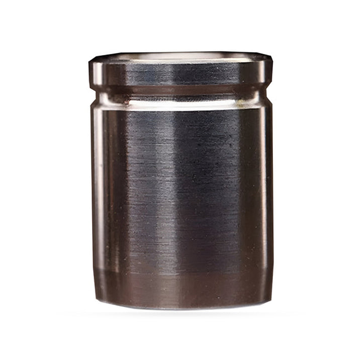 Cap Armor de acero inoxidable DynaVap visto de frente