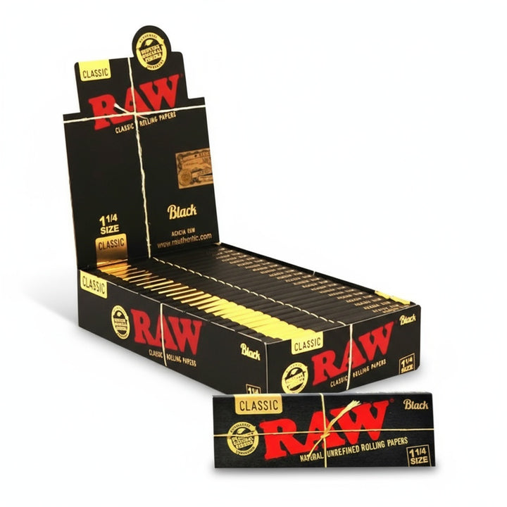 Papeles RAW Black 1 1/4 – Ultra finos, quema uniforme y sabor más limpio