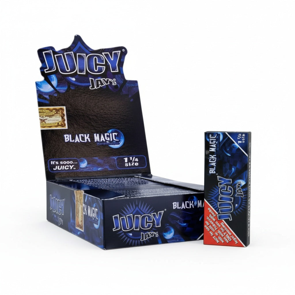 Papeles Juicy Jay’s Black Magic 1 ¼, papeles aromatizados premium con sabor dulce y exótico.
