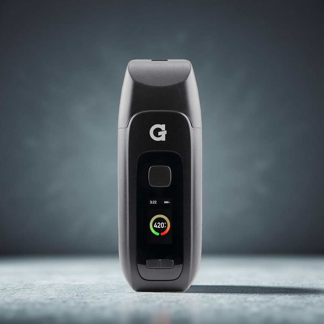 Vaporizador herbal G Pen Dash+ de Grenco Science con pantalla digital a color y diseño ergonómico.