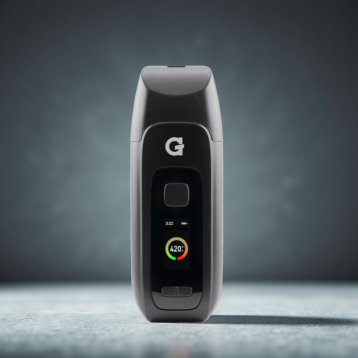 Vaporizador herbal G Pen Dash+ de Grenco Science con pantalla digital a color y diseño ergonómico.